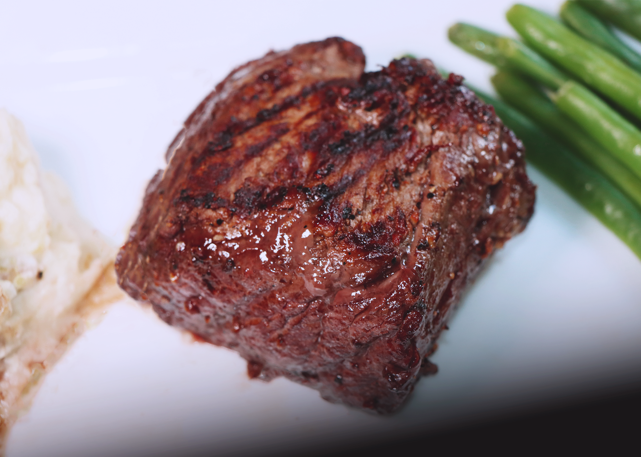Filet Mignon (8 oz to 10 oz) - Wagyu Beef